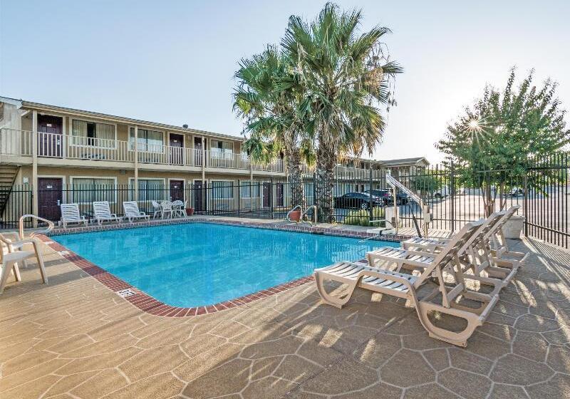 Мотель Super 8 By Wyndham Temple S General Bruce