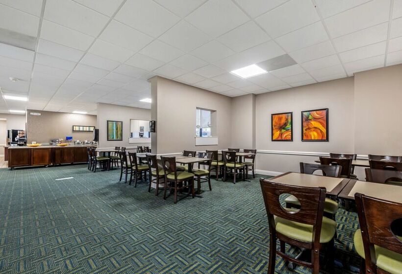 منتجع Best Western Cocoa Beach Hotel & Suites