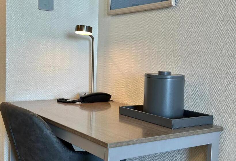 Курорт Skybeach Hotel And Marina