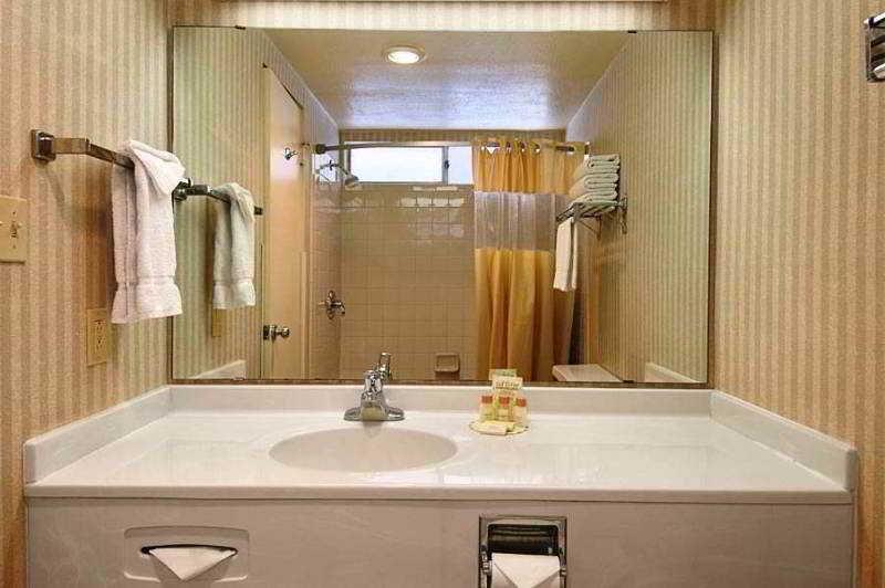 Days Inn Scottsdale Fashion Square Resort