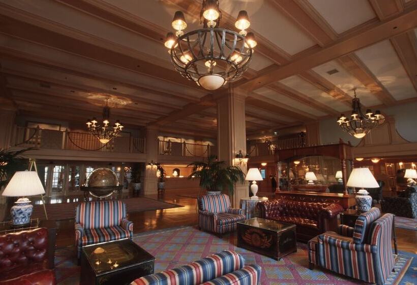 Disney S Yacht Club Resort