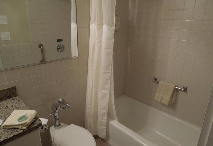 Eastern Slope Inn Resort