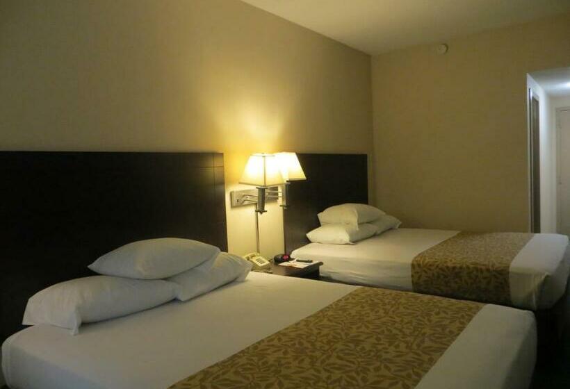 Echo Hotel & Conference Center