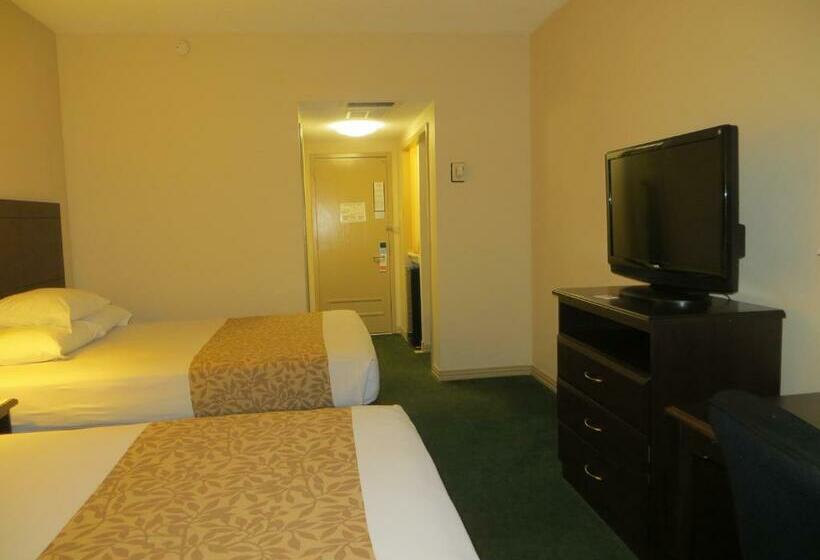 Echo Hotel & Conference Center