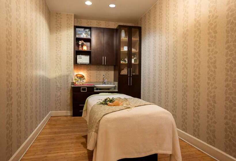 Embassy Suites By Hilton Deerfield Beach Resort & Spa