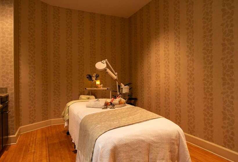 Embassy Suites By Hilton Deerfield Beach Resort & Spa