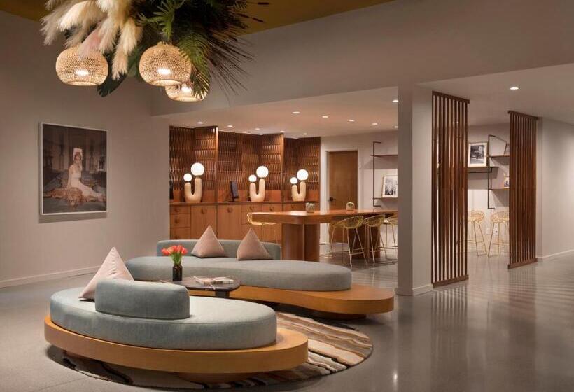 Flamingo Resort & Spa