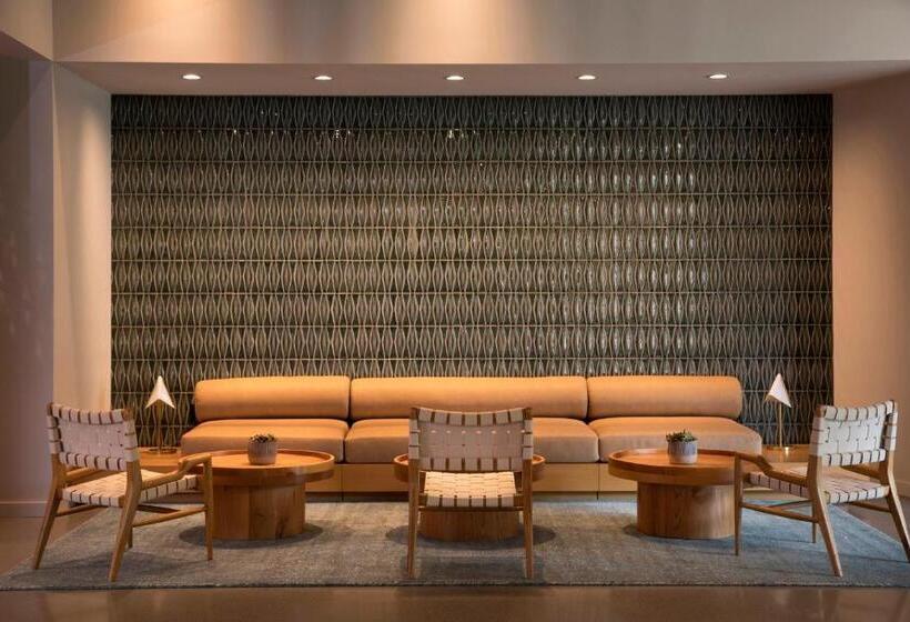 Flamingo Resort & Spa