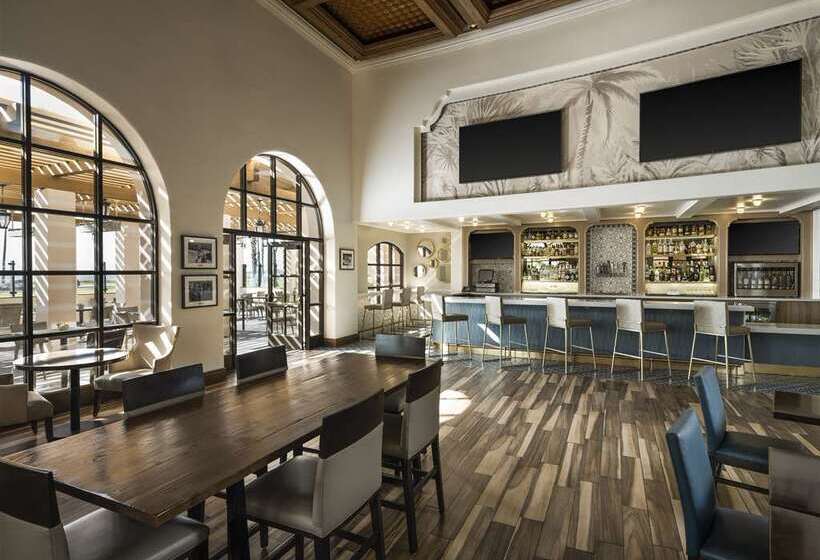 Hilton Santa Barbara Beachfront Resort