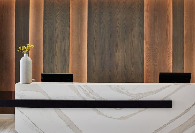 Ac Hotel By Marriott Orlando Lake Buena Vista