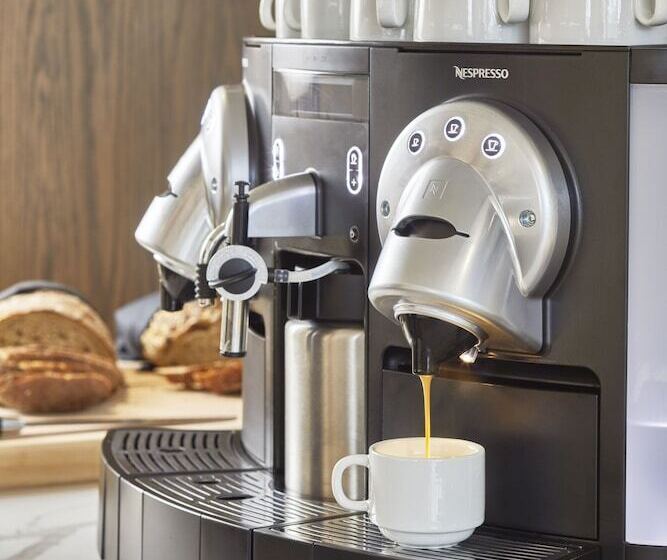 Ac Hotel By Marriott Orlando Lake Buena Vista