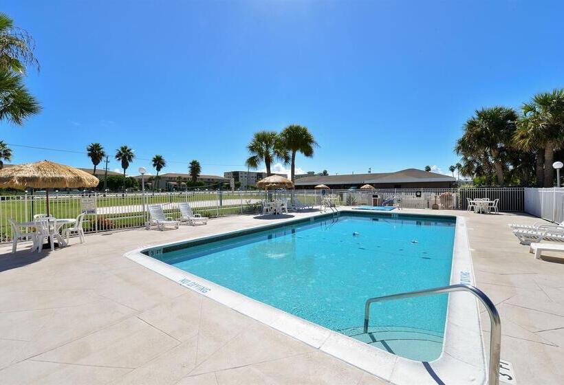 בית מלון כפרי Americas Best Value Inn Satellite Beach Melbourne