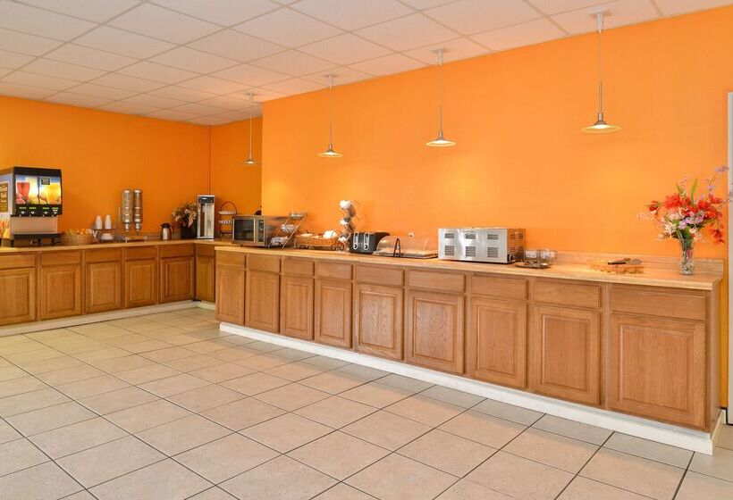 فندق Americas Best Value Inn Tulsa I 44