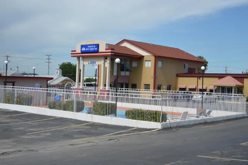 فندق Americas Best Value Inn Tulsa I 44