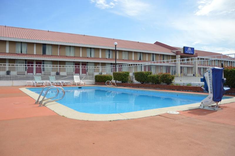 فندق Americas Best Value Inn Tulsa I 44