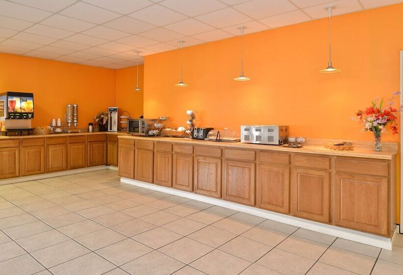 فندق Americas Best Value Inn Tulsa I 44