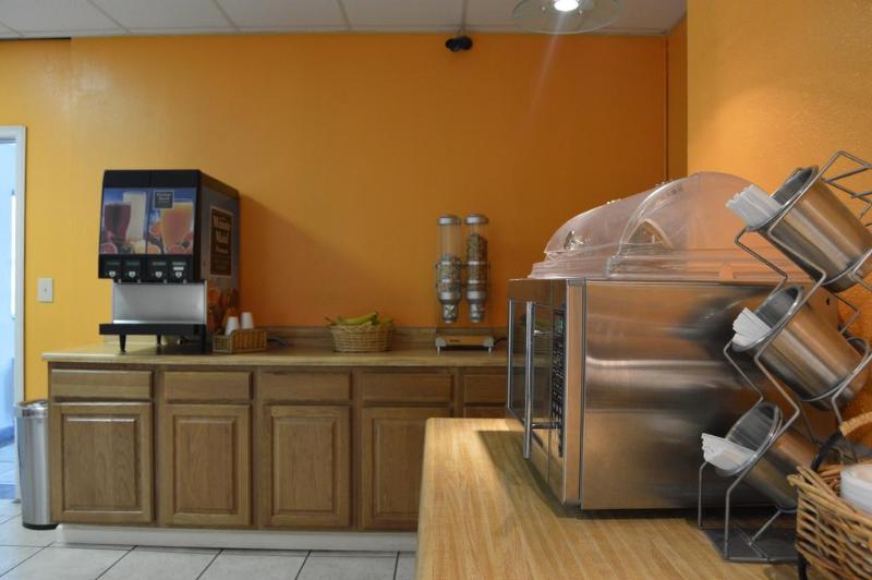 فندق Americas Best Value Inn Tulsa I 44