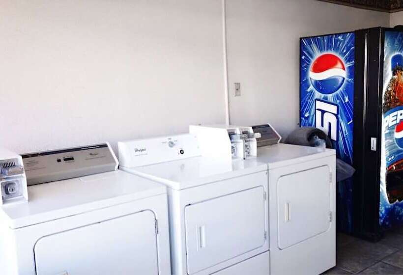 酒店 Baton Rouge West Inn