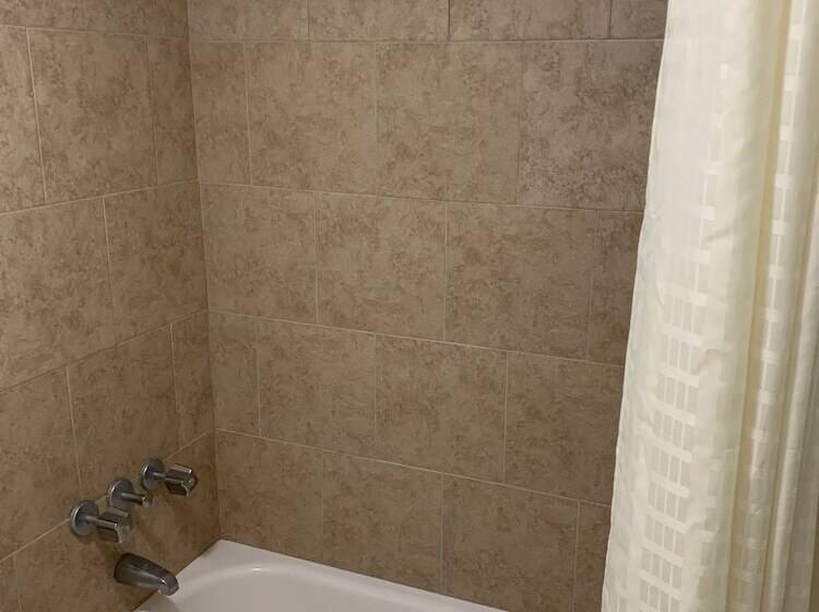 酒店 Baton Rouge West Inn