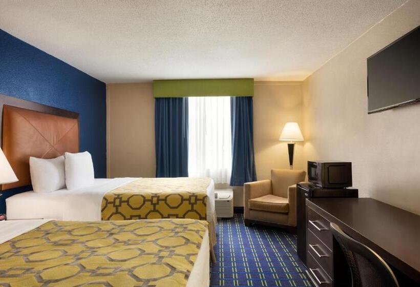 Отель Quality Inn