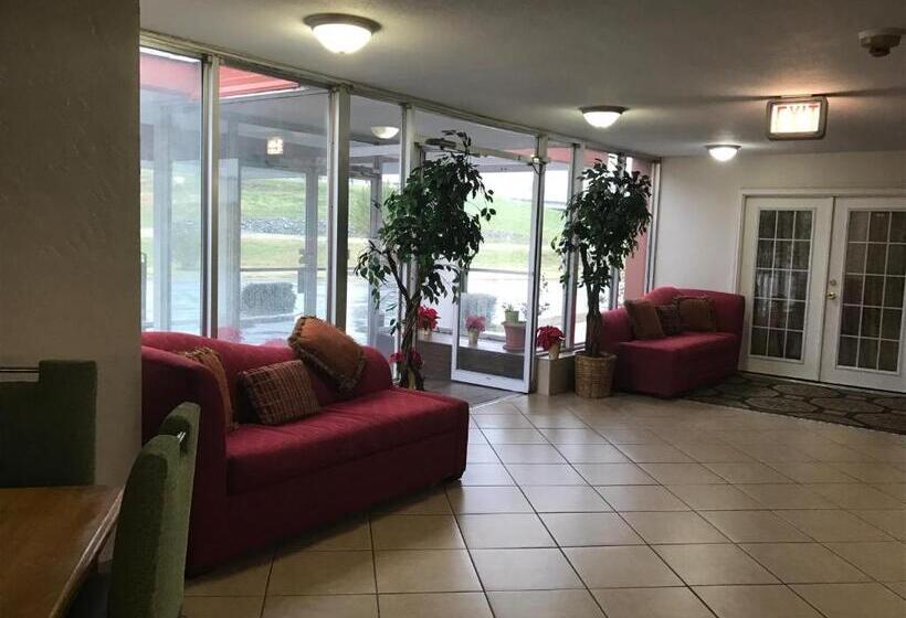 Отель Quality Inn