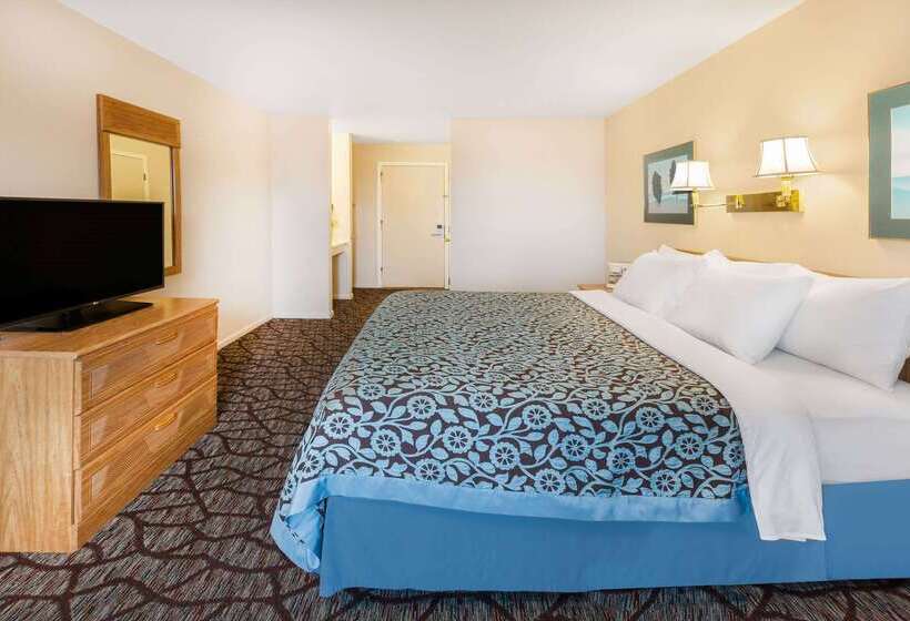 فندق Baymont By Wyndham Manistee