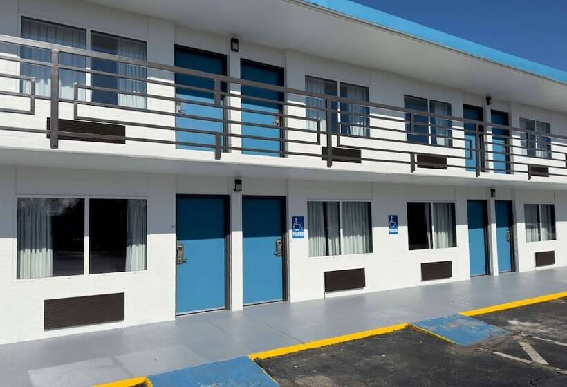 فندق Baymont By Wyndham Rock Hill