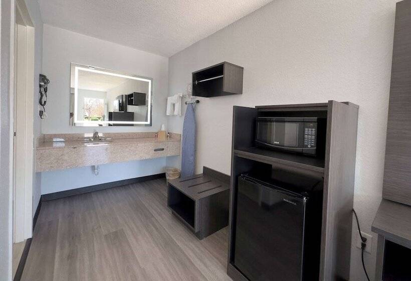 فندق Baymont By Wyndham Rock Hill