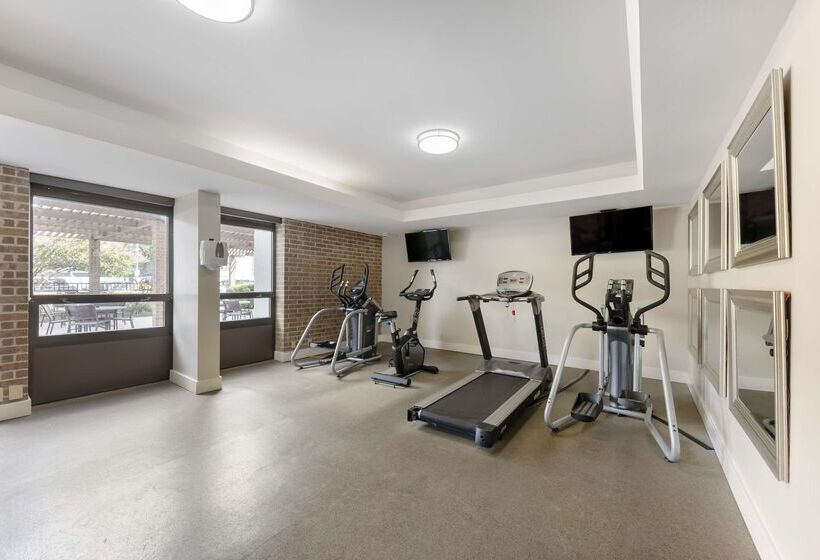 Отель Best Western Plus Austin Central