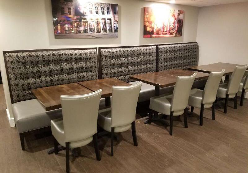 Отель Best Western Plus Austin Central