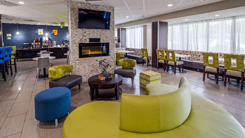 فندق Best Western Plus Hanes Mall