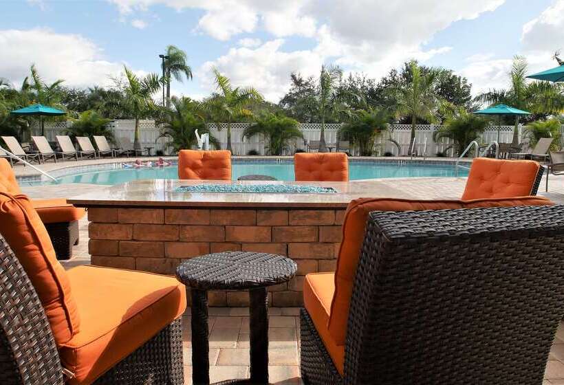 فندق Spark By Hilton Sarasota Siesta Key Gateway