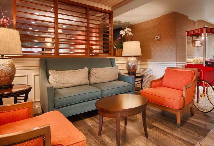 فندق Spark By Hilton Sarasota Siesta Key Gateway