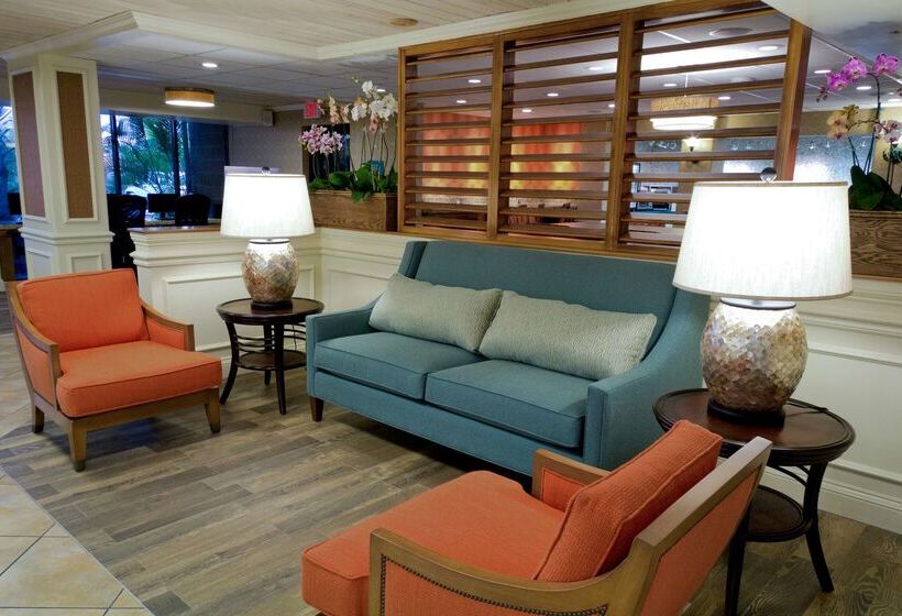 فندق Spark By Hilton Sarasota Siesta Key Gateway