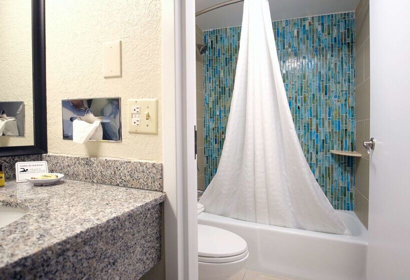 فندق Spark By Hilton Sarasota Siesta Key Gateway