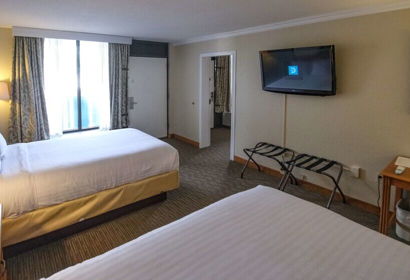 فندق Spark By Hilton Sarasota Siesta Key Gateway