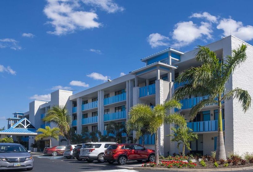 فندق Spark By Hilton Sarasota Siesta Key Gateway
