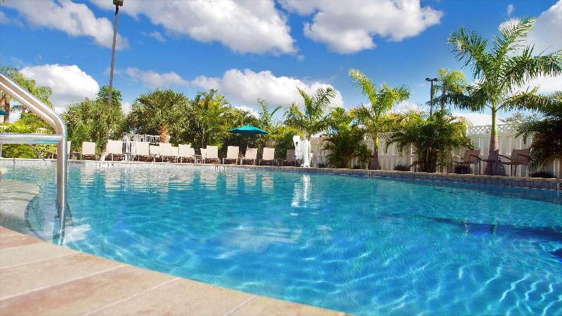 فندق Spark By Hilton Sarasota Siesta Key Gateway