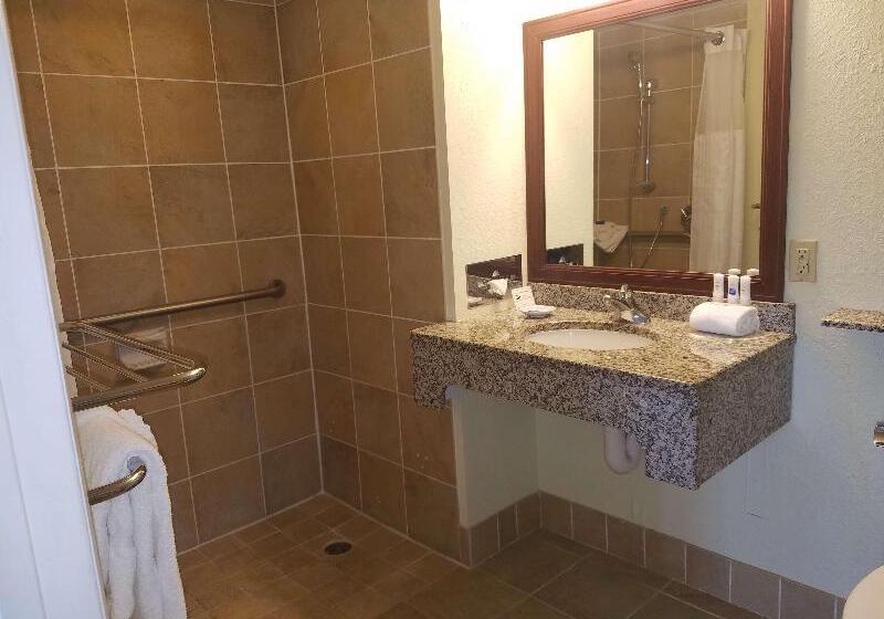 فندق Spark By Hilton Sarasota Siesta Key Gateway