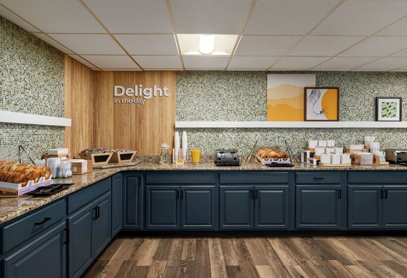 فندق Spark By Hilton Sarasota Siesta Key Gateway