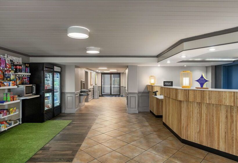 فندق Spark By Hilton Sarasota Siesta Key Gateway