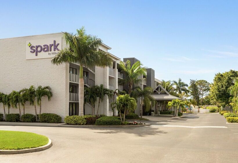 فندق Spark By Hilton Sarasota Siesta Key Gateway