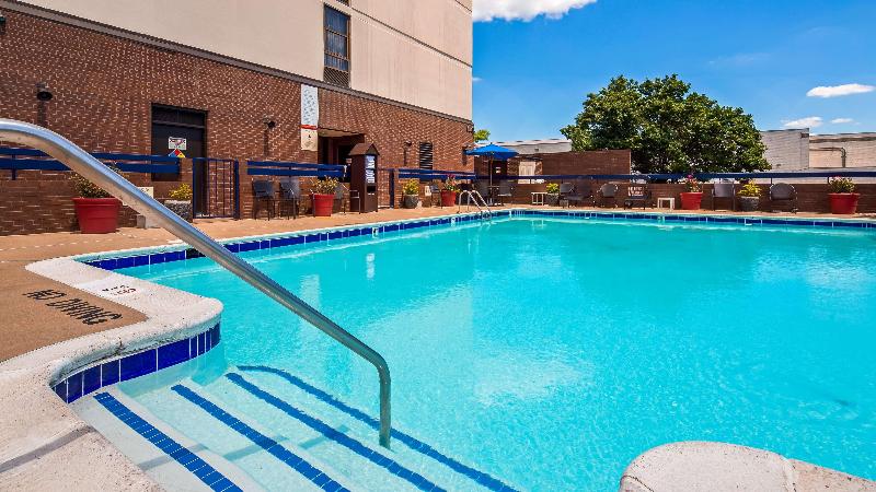 فندق Best Western Potomac Mills