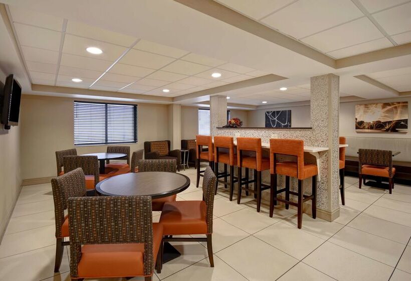 Отель Best Western Rochester Marketplace Inn
