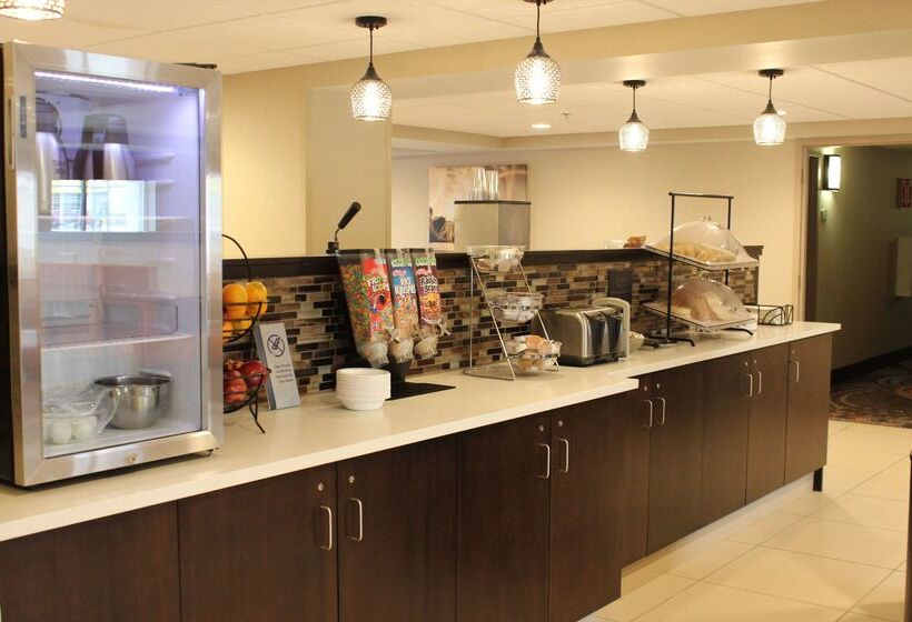 Отель Best Western Rochester Marketplace Inn