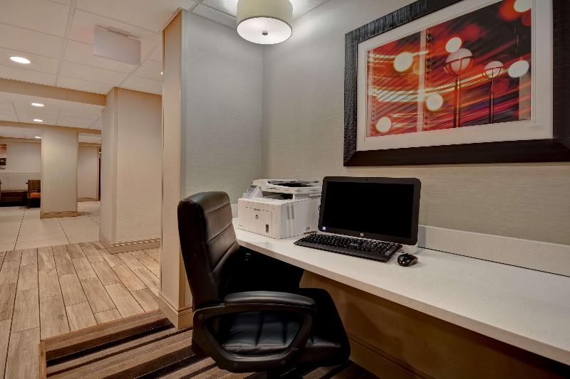 Отель Best Western Rochester Marketplace Inn