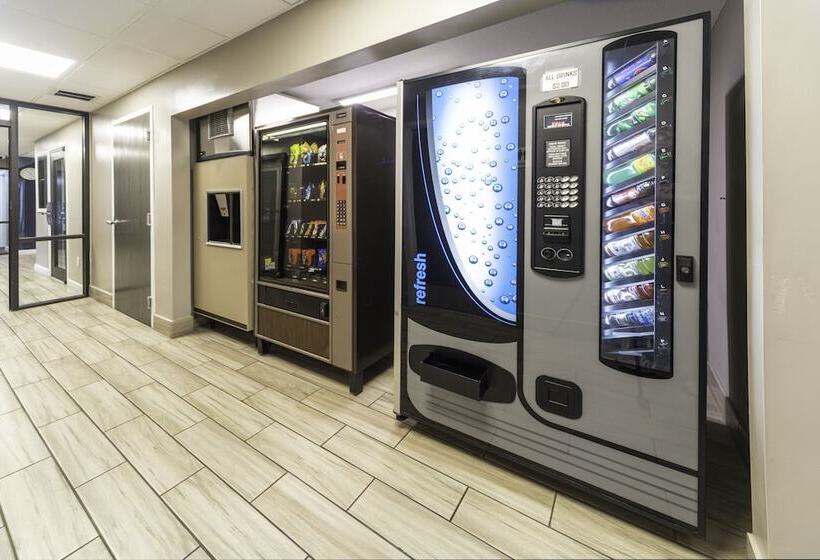 Bridgepointe Inn & Suites By Bphotels, Council Bluffs, Omaha Area