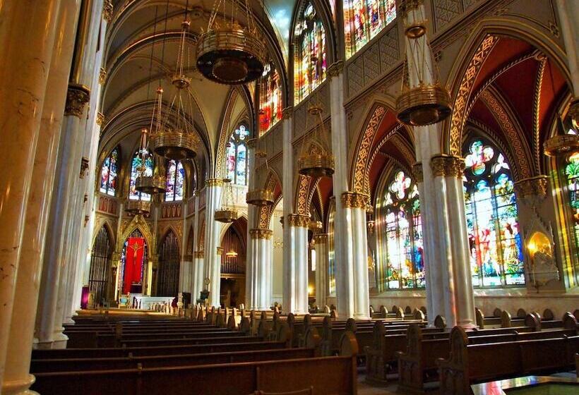 هتل Budget Inn Express Helena