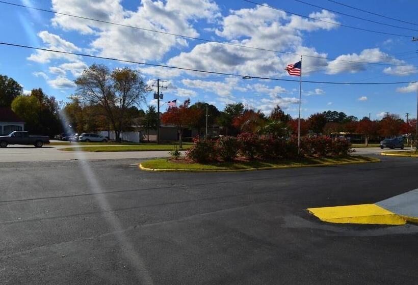 Отель Budget Lodge Churchland