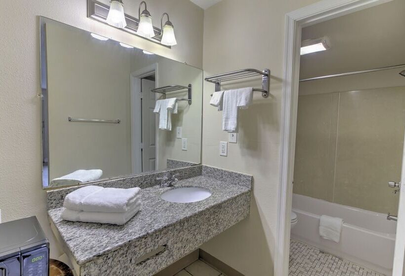 Отель Budget Lodge Churchland